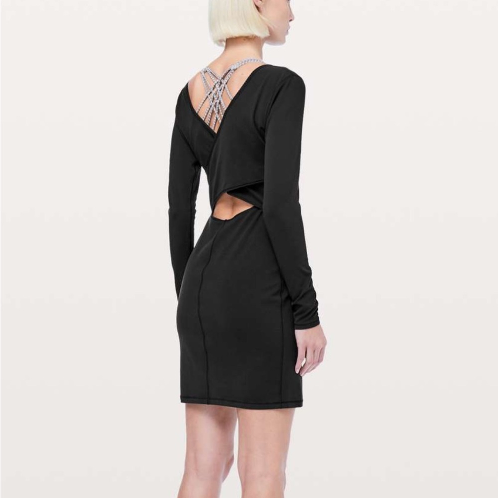 Lululemon Contour Dress in Nulu